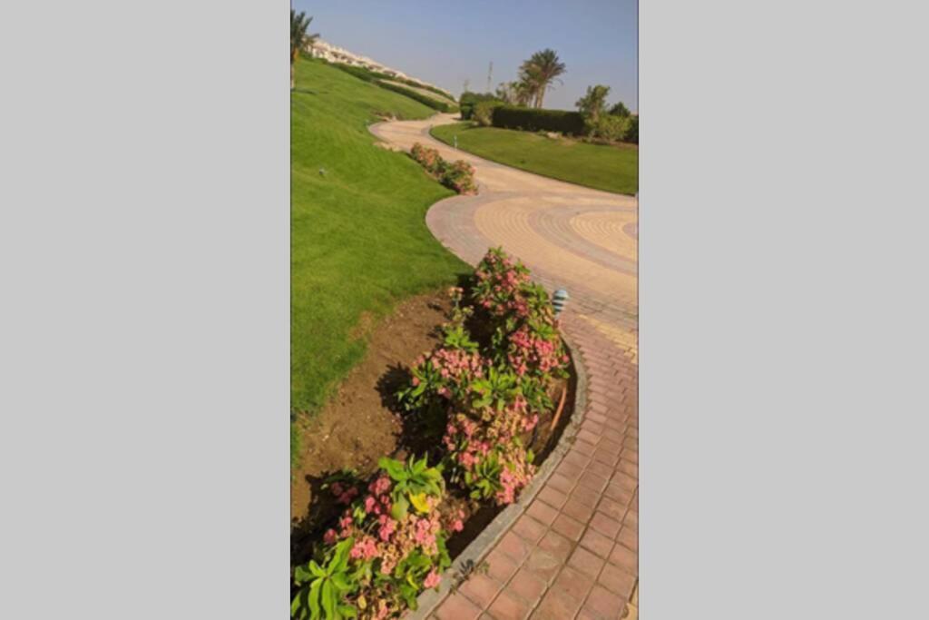 עיין סוחנה Cozy Chalet In A Luxurious Compound Family Only מראה חיצוני תמונה